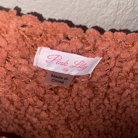 Sweater - Picture 3 of 3